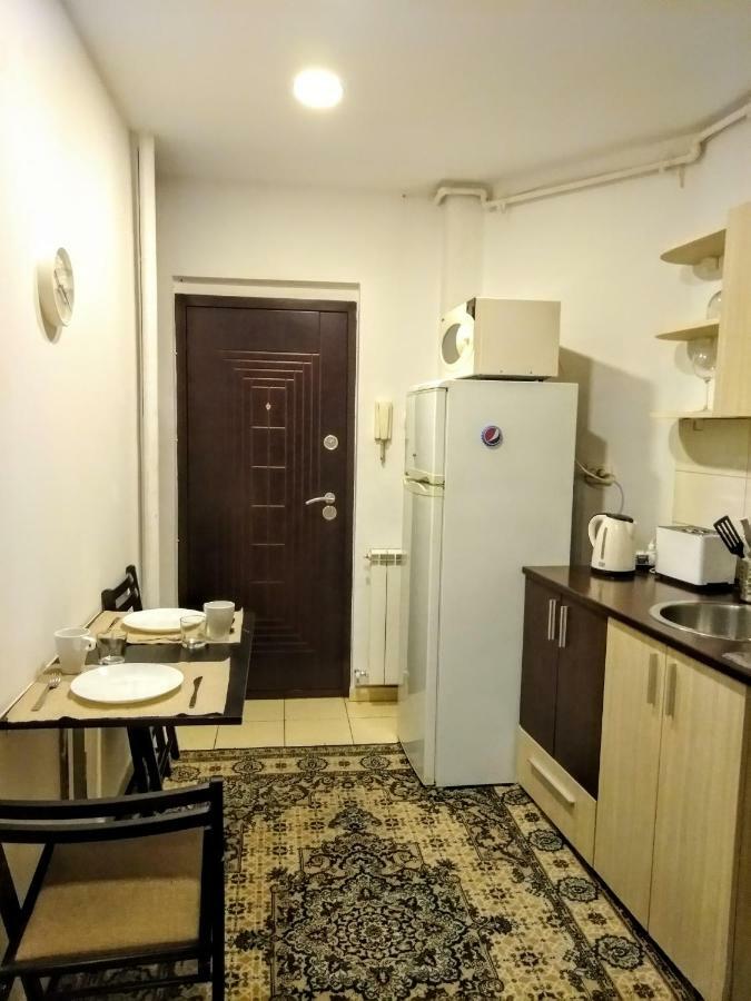 Апартаменти Cozy Downtown Oasis Бухарест Екстер'єр фото